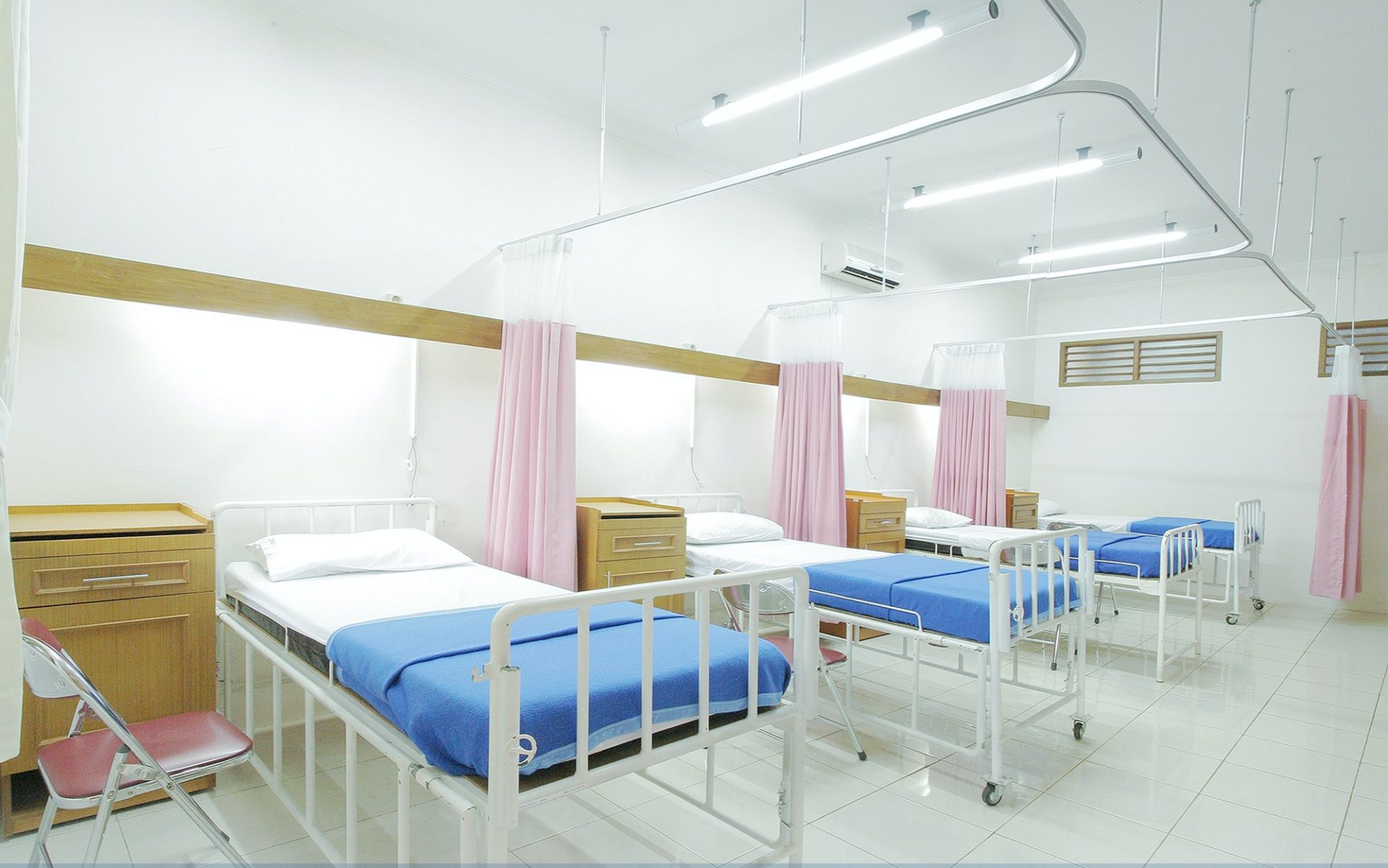 empty hospital ward
